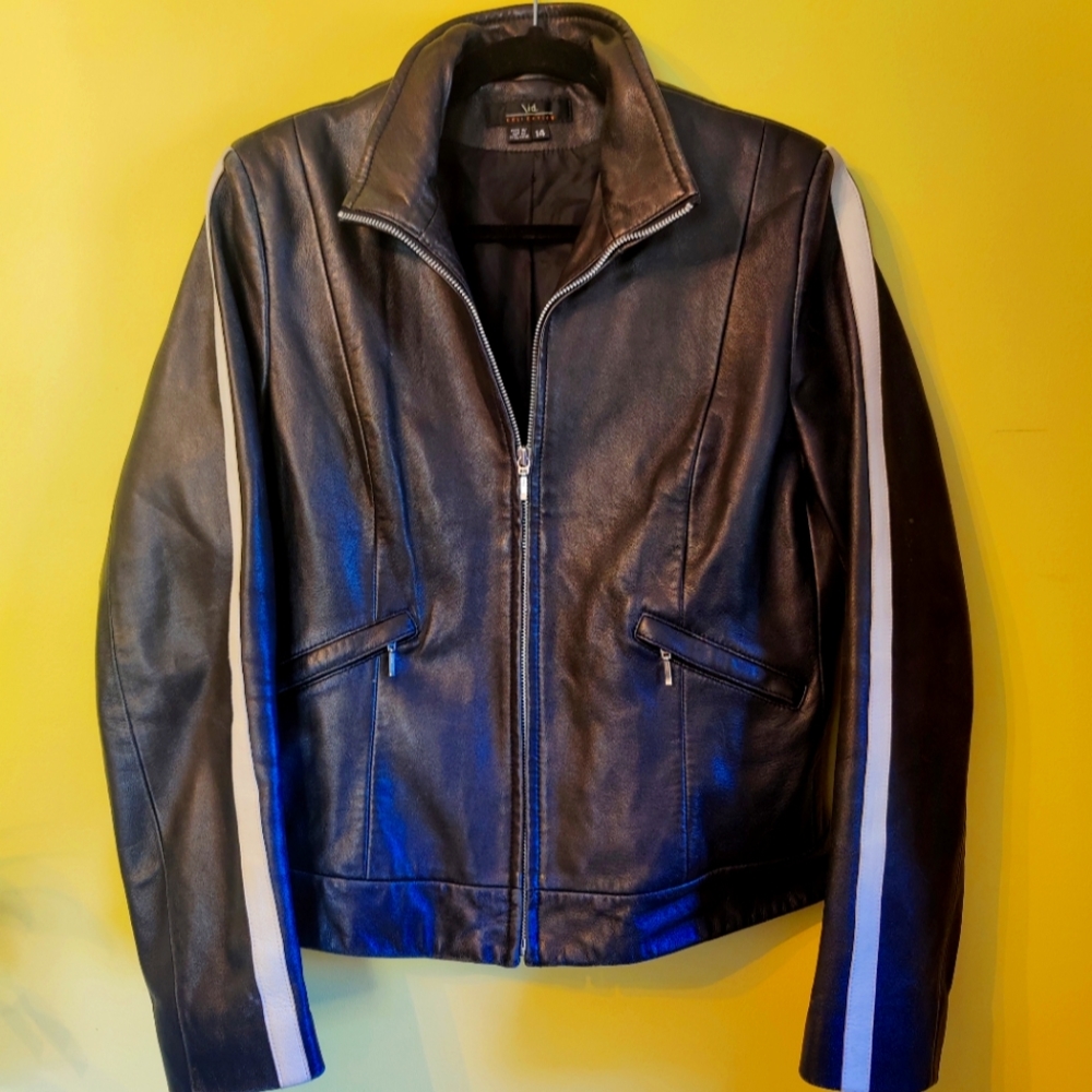 ID Collection women's leather jacket